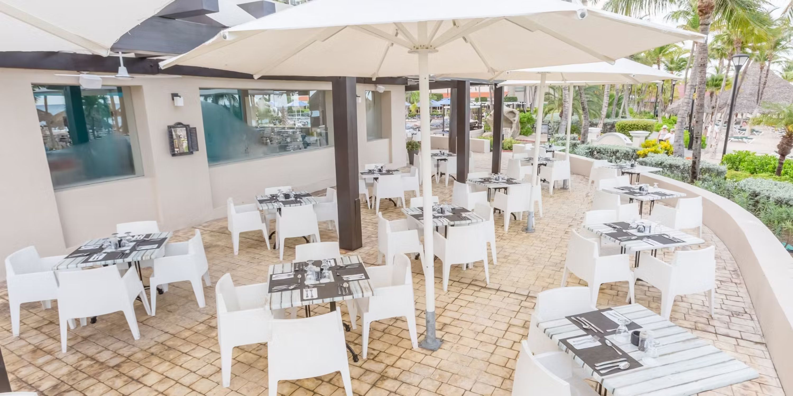 Barcelo Aruba Restaurant 3